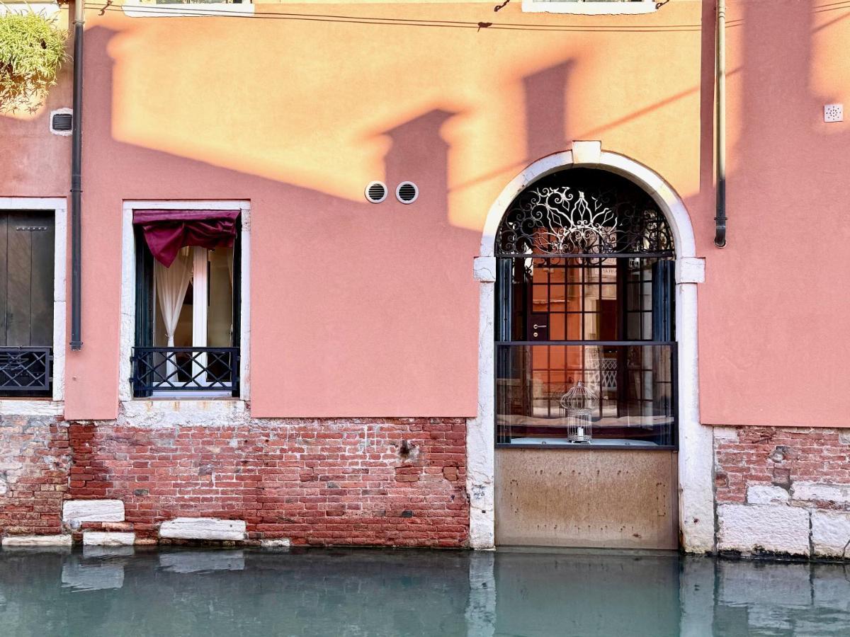 Ca Penini - Canal View Venedik Dış mekan fotoğraf