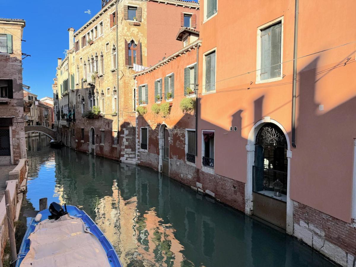 Ca Penini - Canal View Venedik Dış mekan fotoğraf